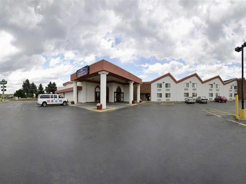 Howard Johnson By Wyndham Billings Bagian luar foto